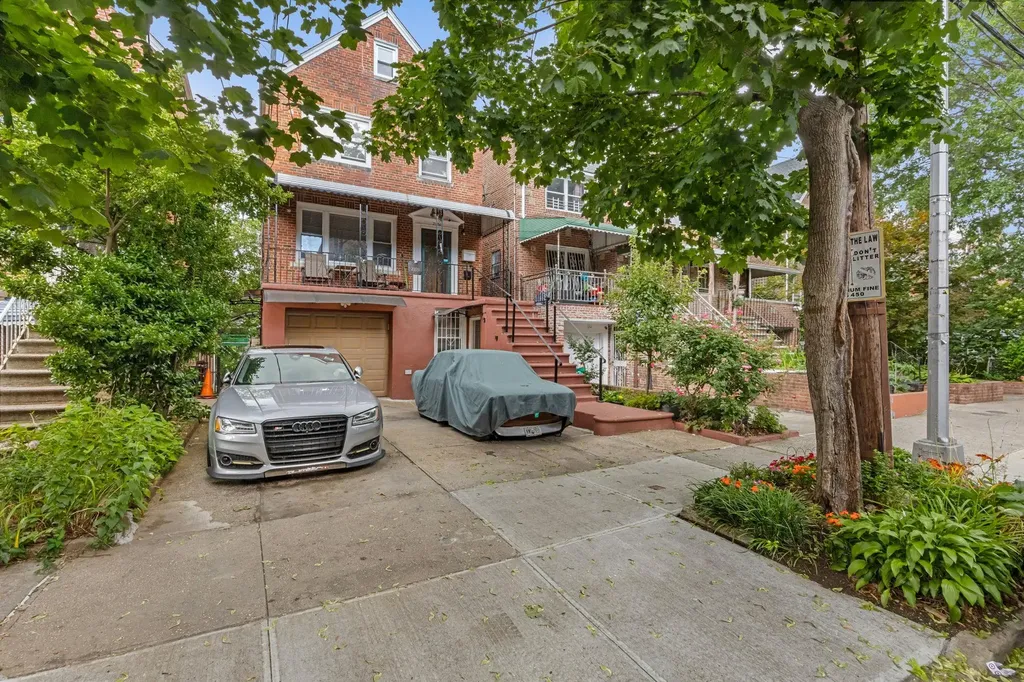 2129 Muliner Avenue Bronx NY 10462