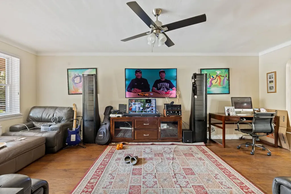 2129 Muliner Avenue Bronx NY 10462
