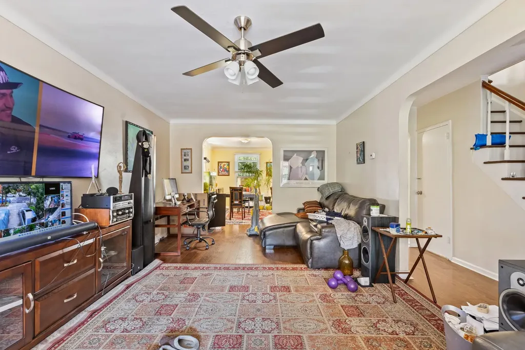 2129 Muliner Avenue Bronx NY 10462