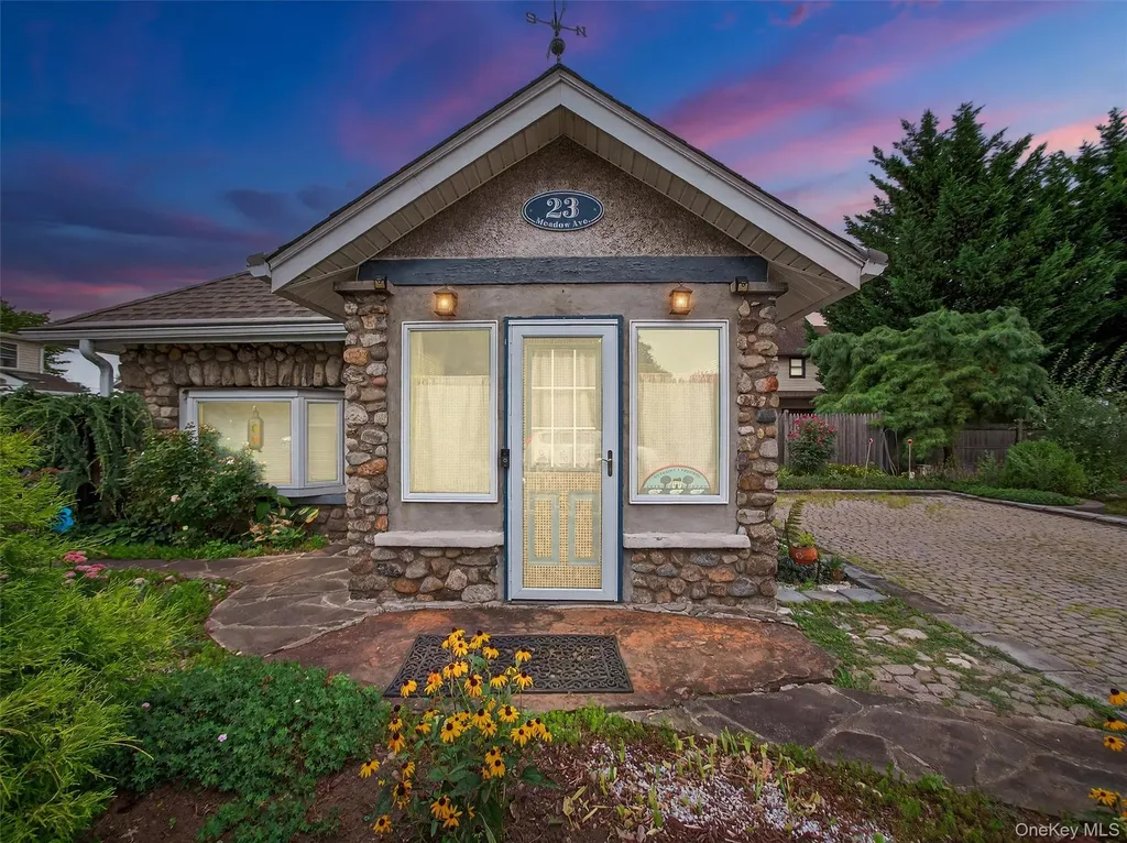 23 Meadow Avenue Suffern NY 10901