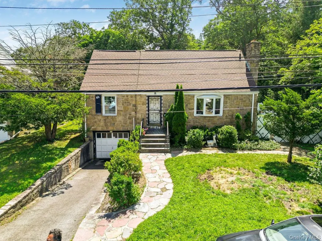 60 Gramercy Avenue Yonkers NY 10701