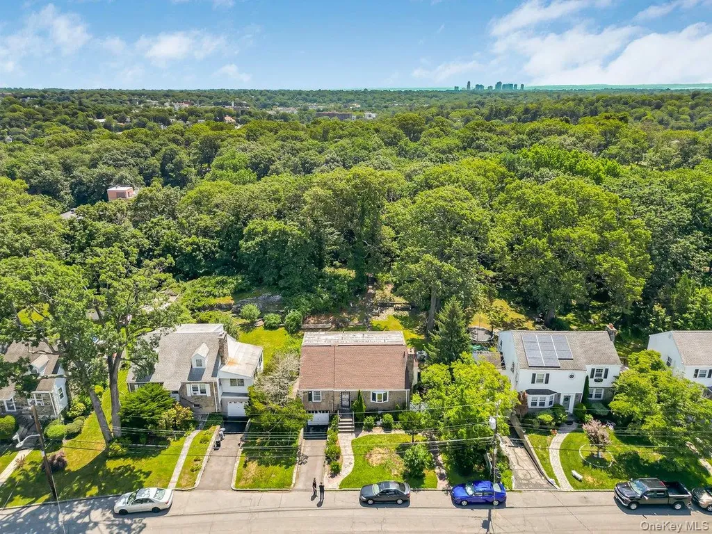 60 Gramercy Avenue Yonkers NY 10701