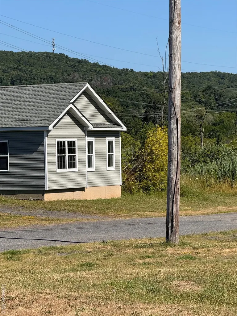 11559 State Route 9w Coxsackie NY 12051