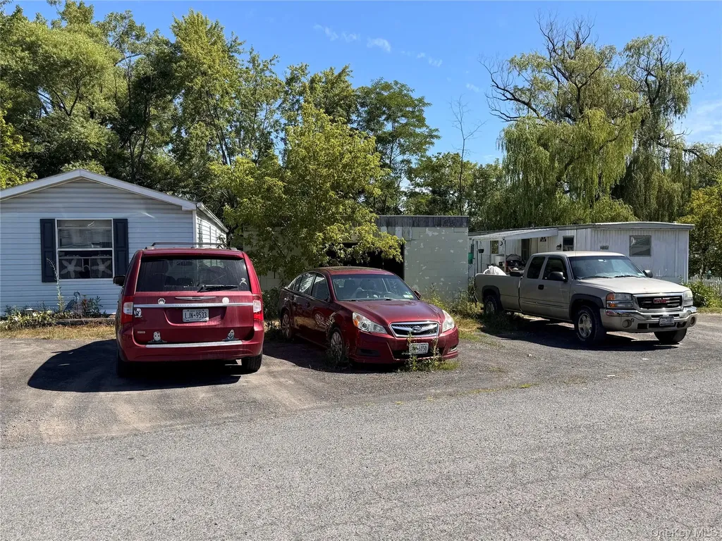 11559 State Route 9w Coxsackie NY 12051