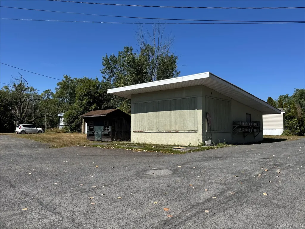 11559 State Route 9w Coxsackie NY 12051