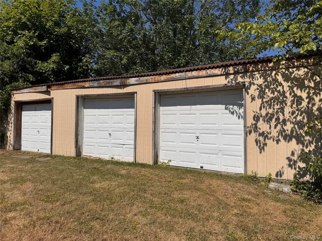 11559 State Route 9w Coxsackie NY 12051