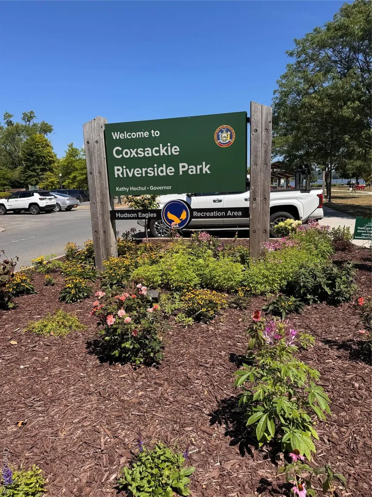 11559 State Route 9w Coxsackie NY 12051
