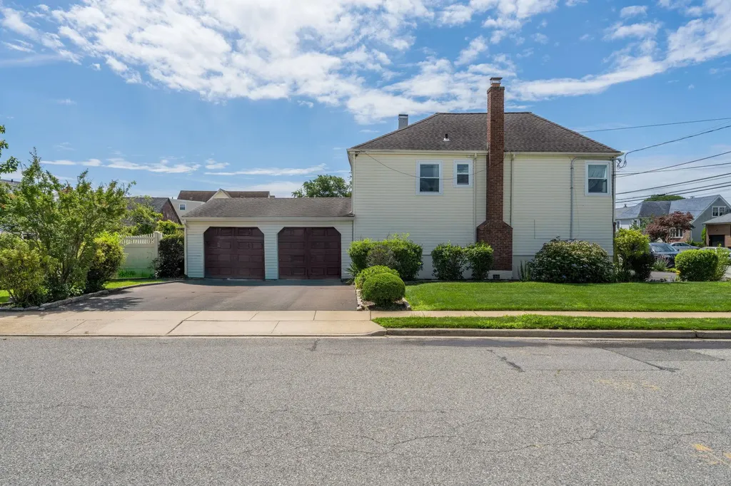 205 Saint Marks Avenue Freeport NY 11520