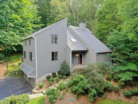 569 Millwood Road Chappaqua NY 10514