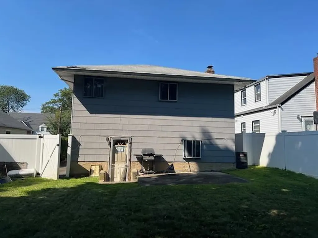 87 W Clinton Avenue Roosevelt NY 11575