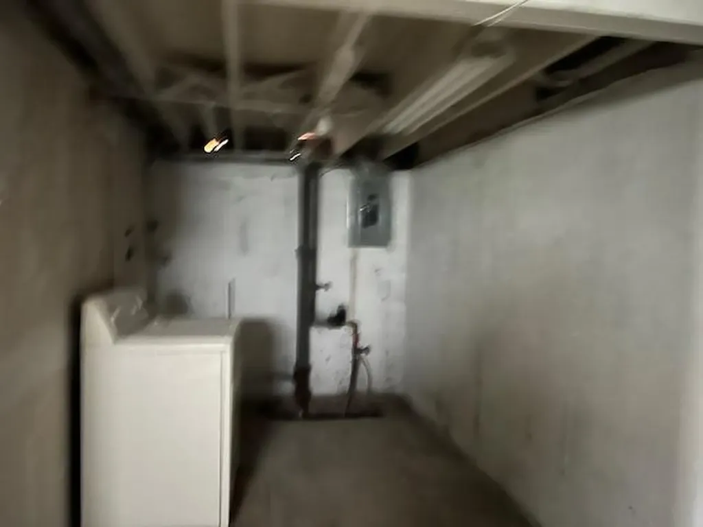 87 W Clinton Avenue Roosevelt NY 11575