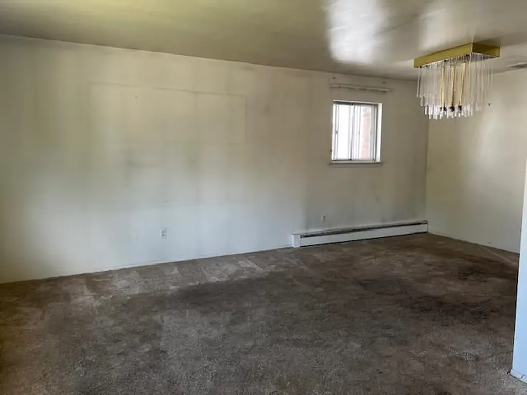 87 W Clinton Avenue Roosevelt NY 11575
