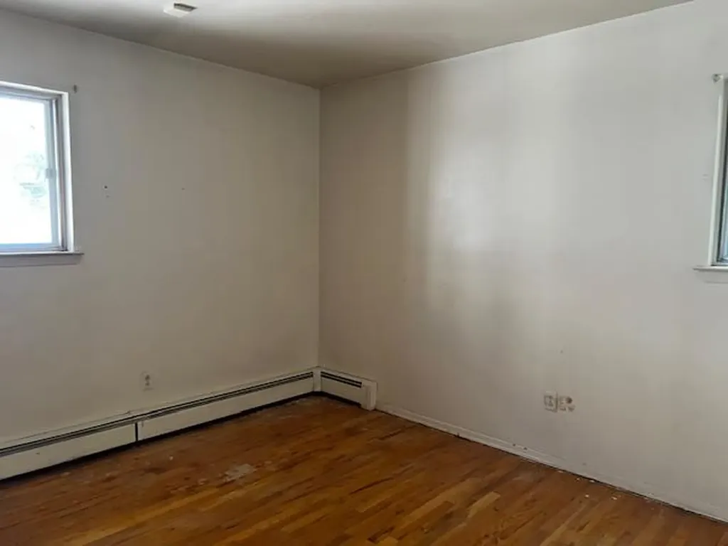 87 W Clinton Avenue Roosevelt NY 11575
