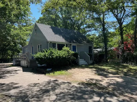 139 Madison Street Mastic NY 11950