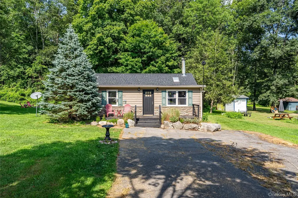 331 Lake Shore Drive Pine Bush NY 12566