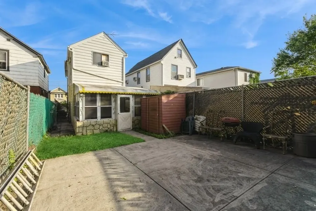 16427 109th Drive Jamaica NY 11433