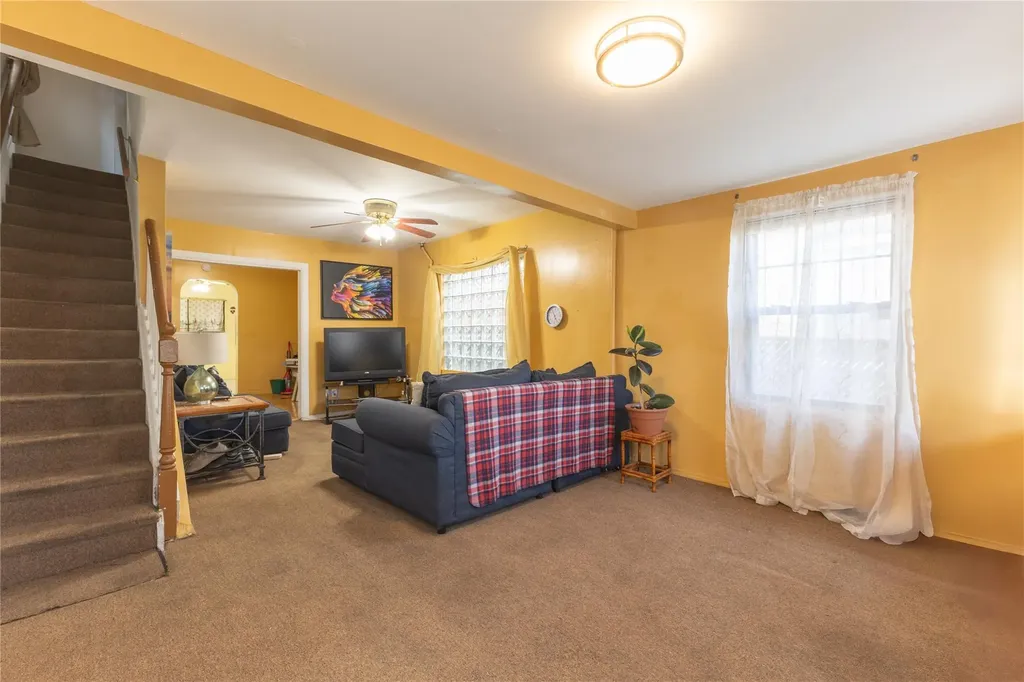 16427 109th Drive Jamaica NY 11433