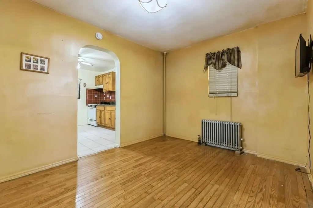 16427 109th Drive Jamaica NY 11433