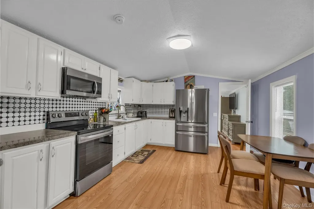 1795 Osborn Avenue Riverhead NY 11901