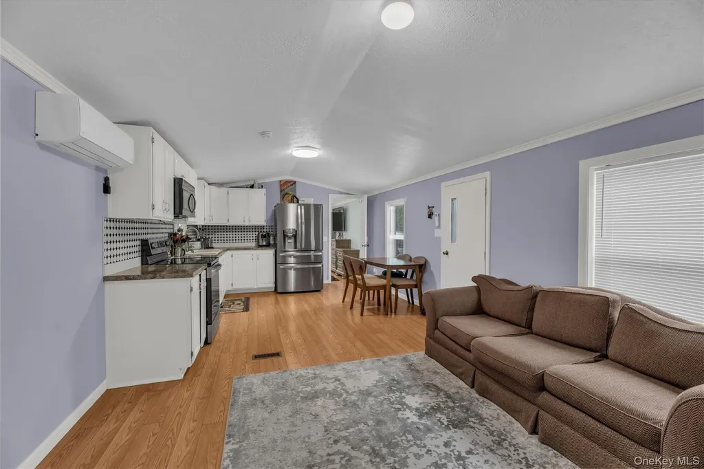 1795 Osborn Avenue Riverhead NY 11901