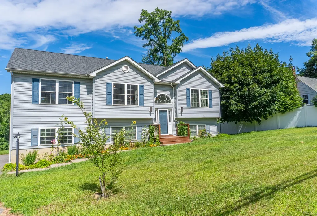 25 Red Schoolhouse Road Fishkill NY 12524