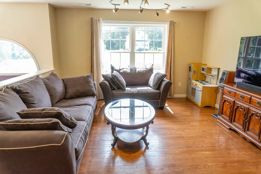25 Red Schoolhouse Road Fishkill NY 12524