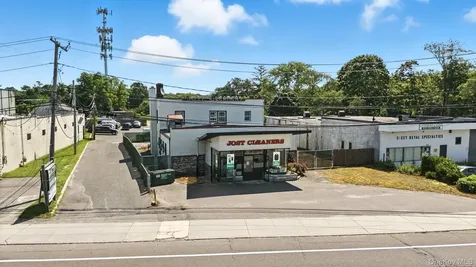 230 N Main Street Sayville NY 11782