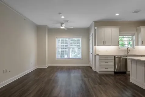18 Creek Road Huntington NY 11743