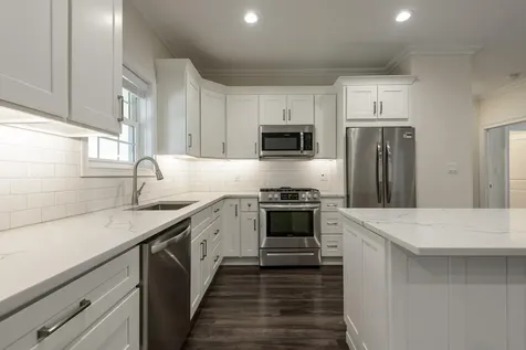 18 Creek Road Huntington NY 11743