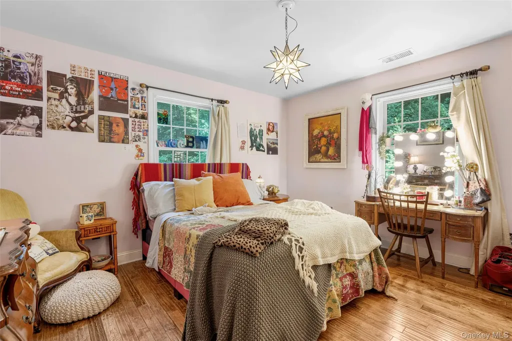 75 Mountain Lane Beacon NY 12508