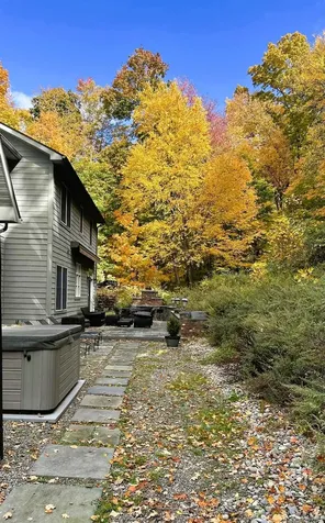 75 Mountain Lane Beacon NY 12508