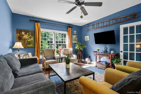 75 Mountain Lane Beacon NY 12508