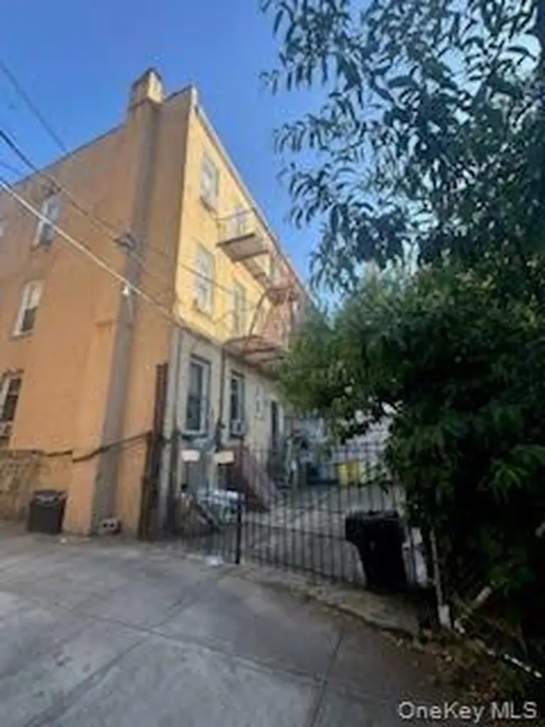 295 Schaefer Street Brooklyn NY 11237