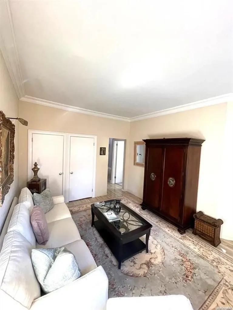 63 Baycrest Avenue Westhampton NY 11977