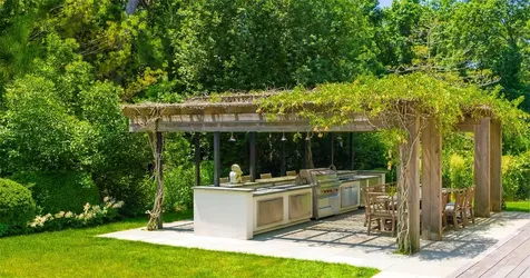 68 Fresh Pond Road Amagansett NY 11930