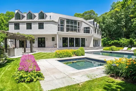 68 Fresh Pond Road Amagansett NY 11930
