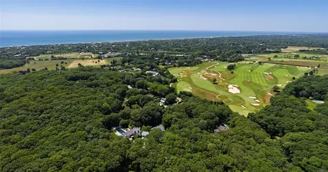 68 Fresh Pond Road Amagansett NY 11930