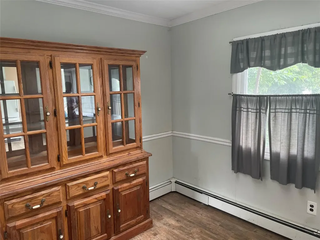 12 Slate Lane Levittown NY 11756