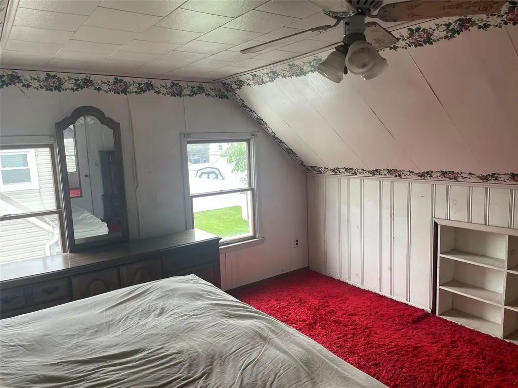 12 Slate Lane Levittown NY 11756