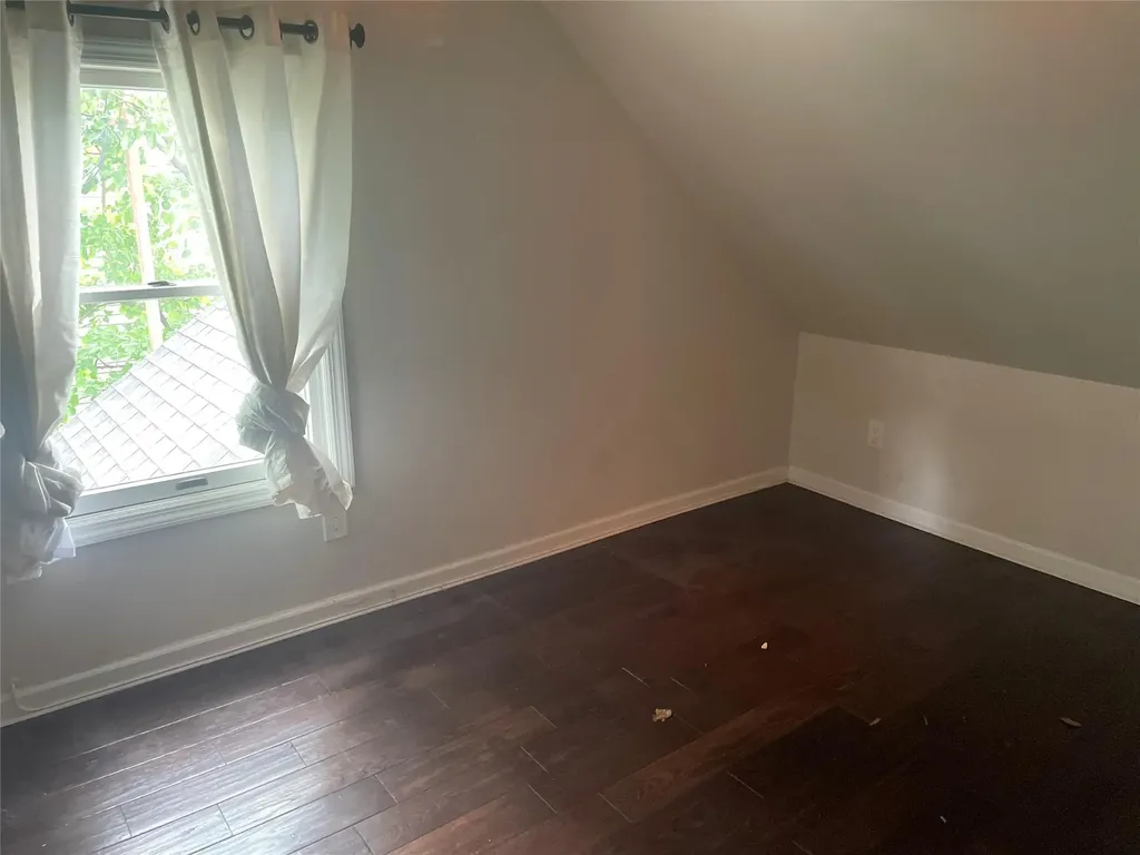 12 Slate Lane Levittown NY 11756