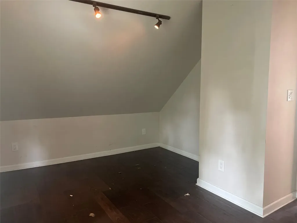12 Slate Lane Levittown NY 11756