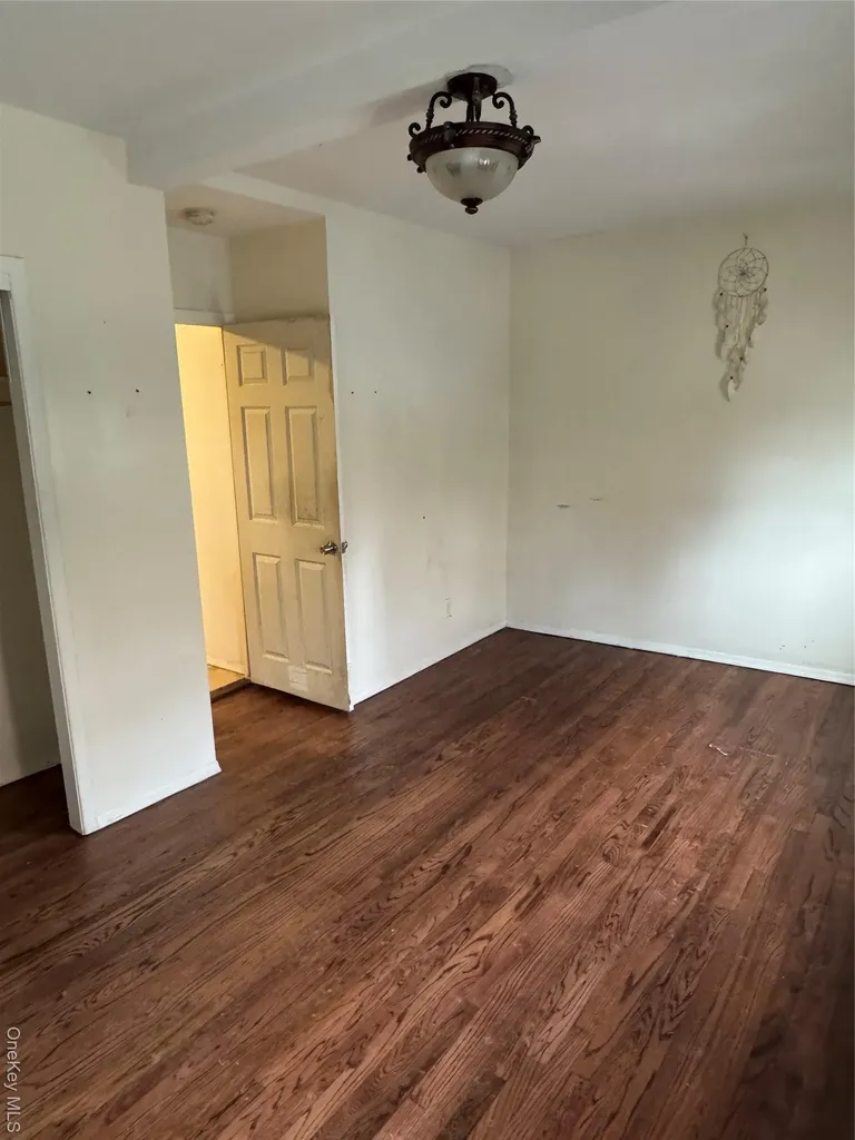 61-51 Borden Avenue Maspeth NY 11378