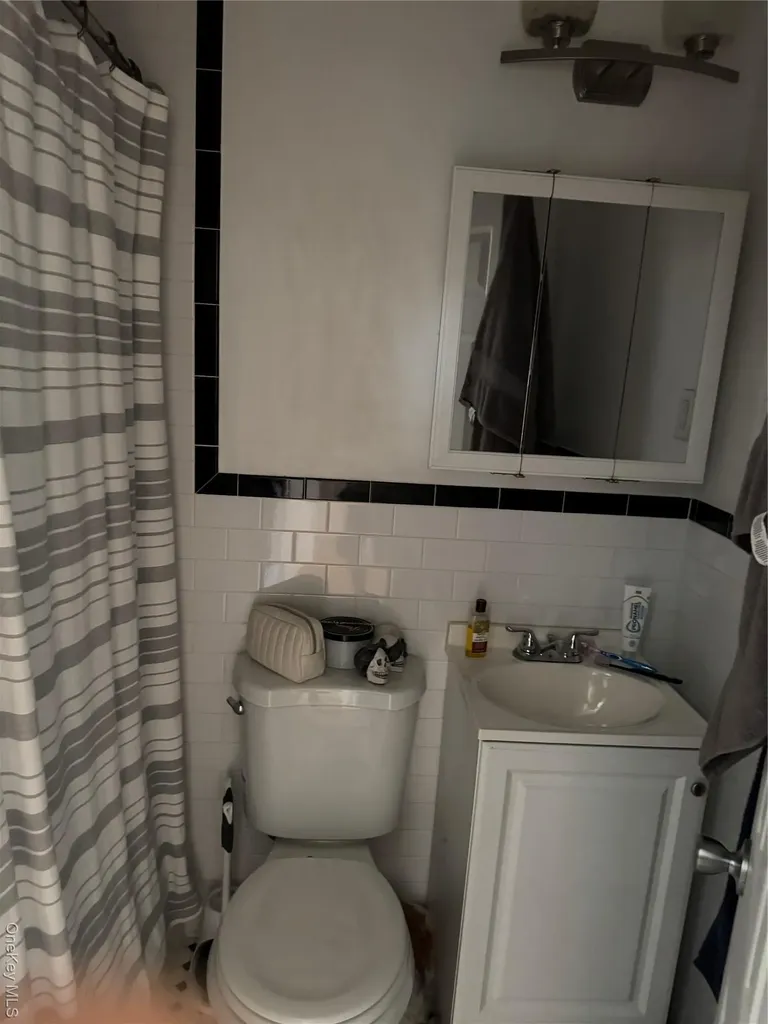 61-51 Borden Avenue Maspeth NY 11378