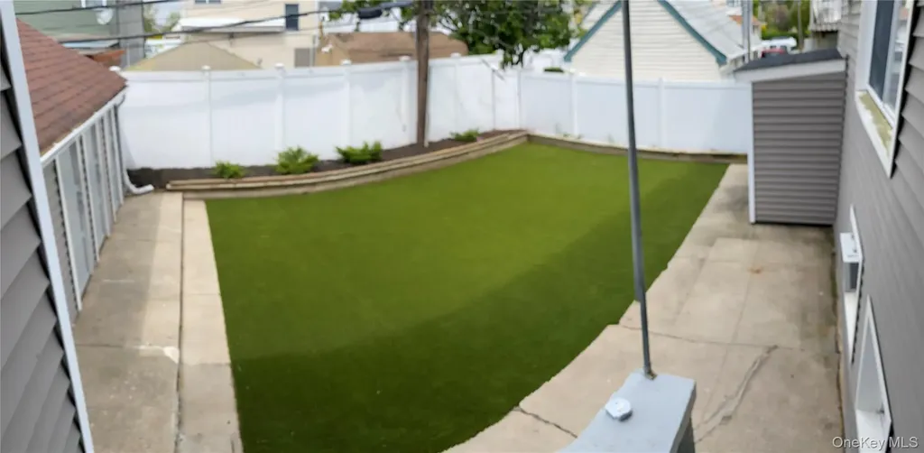 265 E Chester Street Long Beach NY 11561