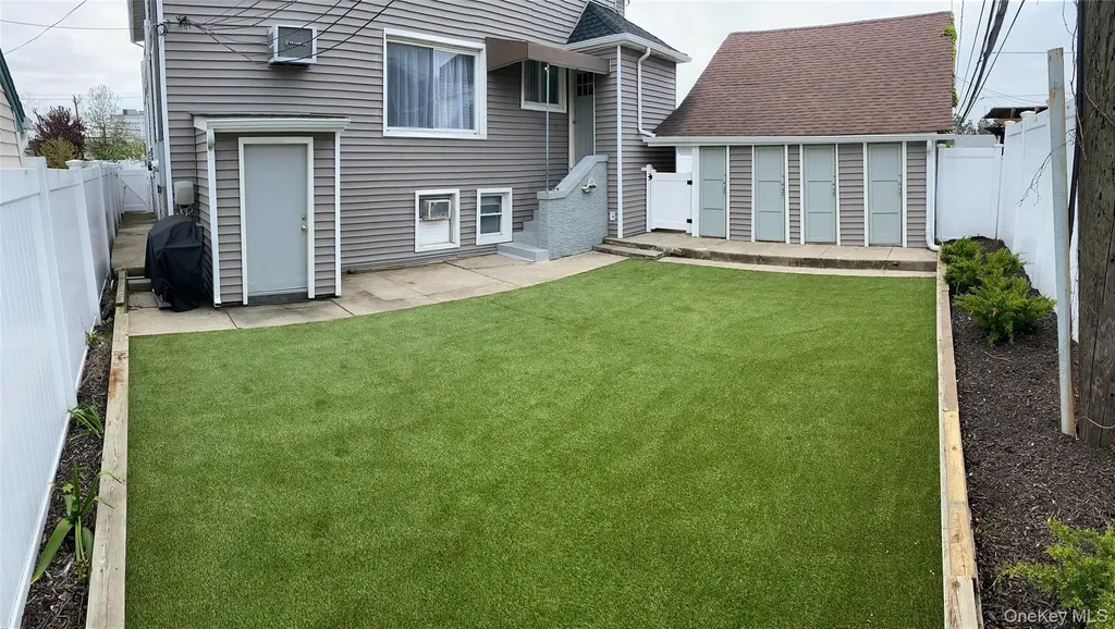 265 E Chester Street Long Beach NY 11561