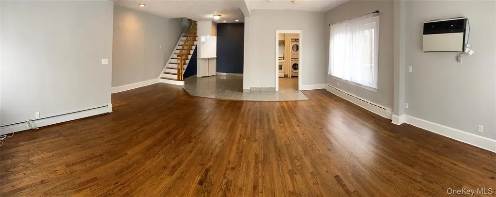 265 E Chester Street Long Beach NY 11561