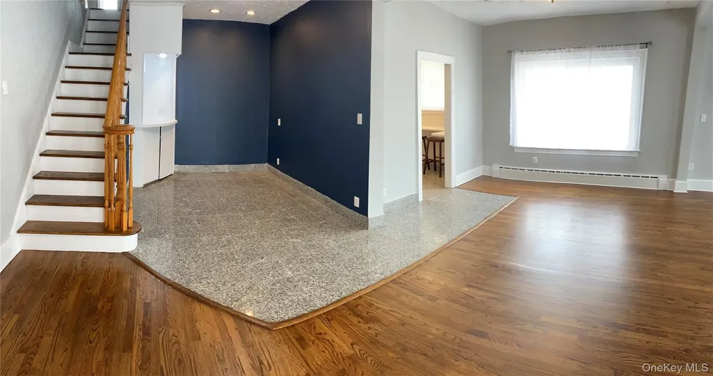 265 E Chester Street Long Beach NY 11561