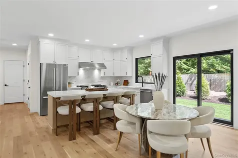 33 Delavan Street East Hampton NY 11937