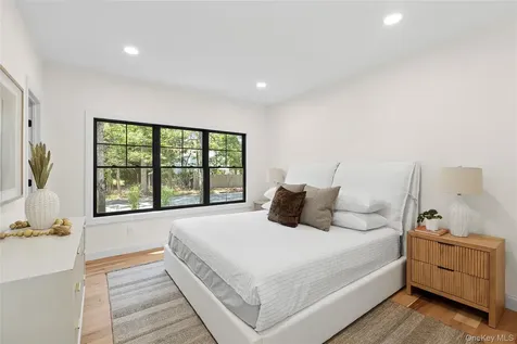 33 Delavan Street East Hampton NY 11937