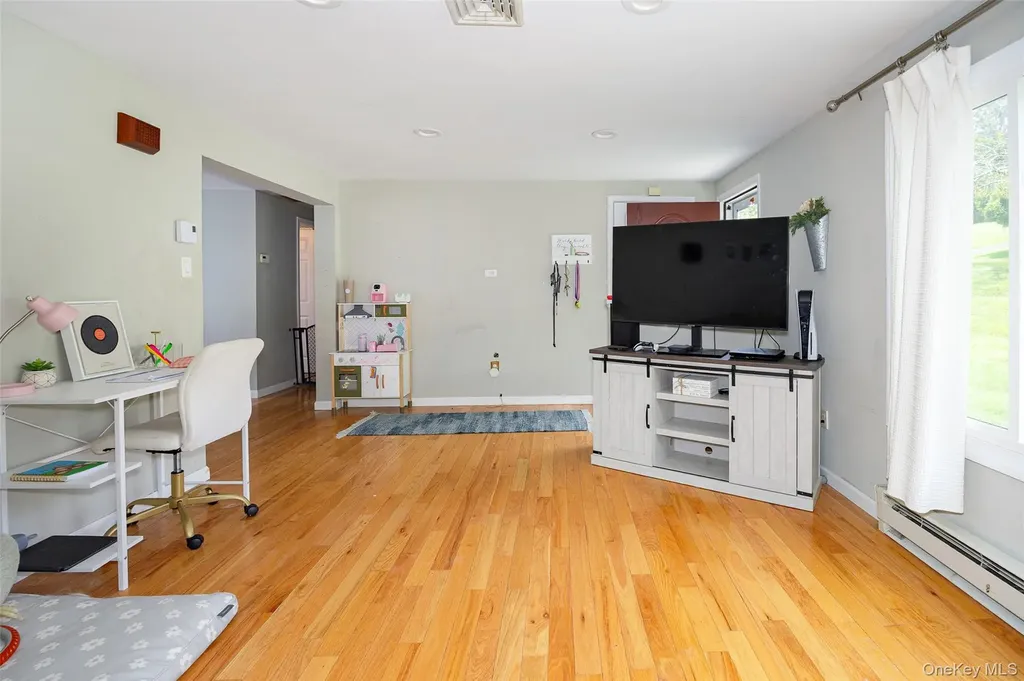 121 Hillside Road Poughquag NY 12570